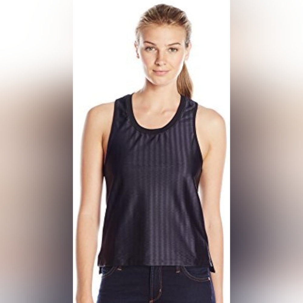 NEW tags Koral Crescent workout and street Top